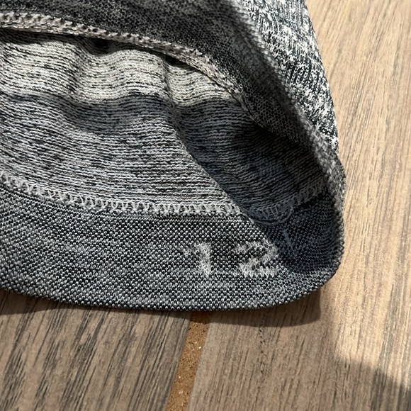Lululemon Swiftly Tech Long Sleeve Top size 12 - Picture 5 of 6